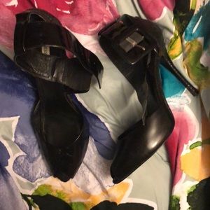 Black guess heels